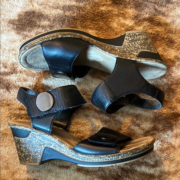 Rieker Black Leather Women's Sandals 39 - Picture 6 of 9